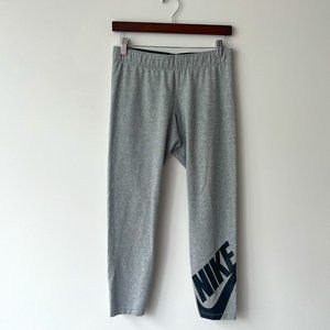 Almost New Nike Leggings